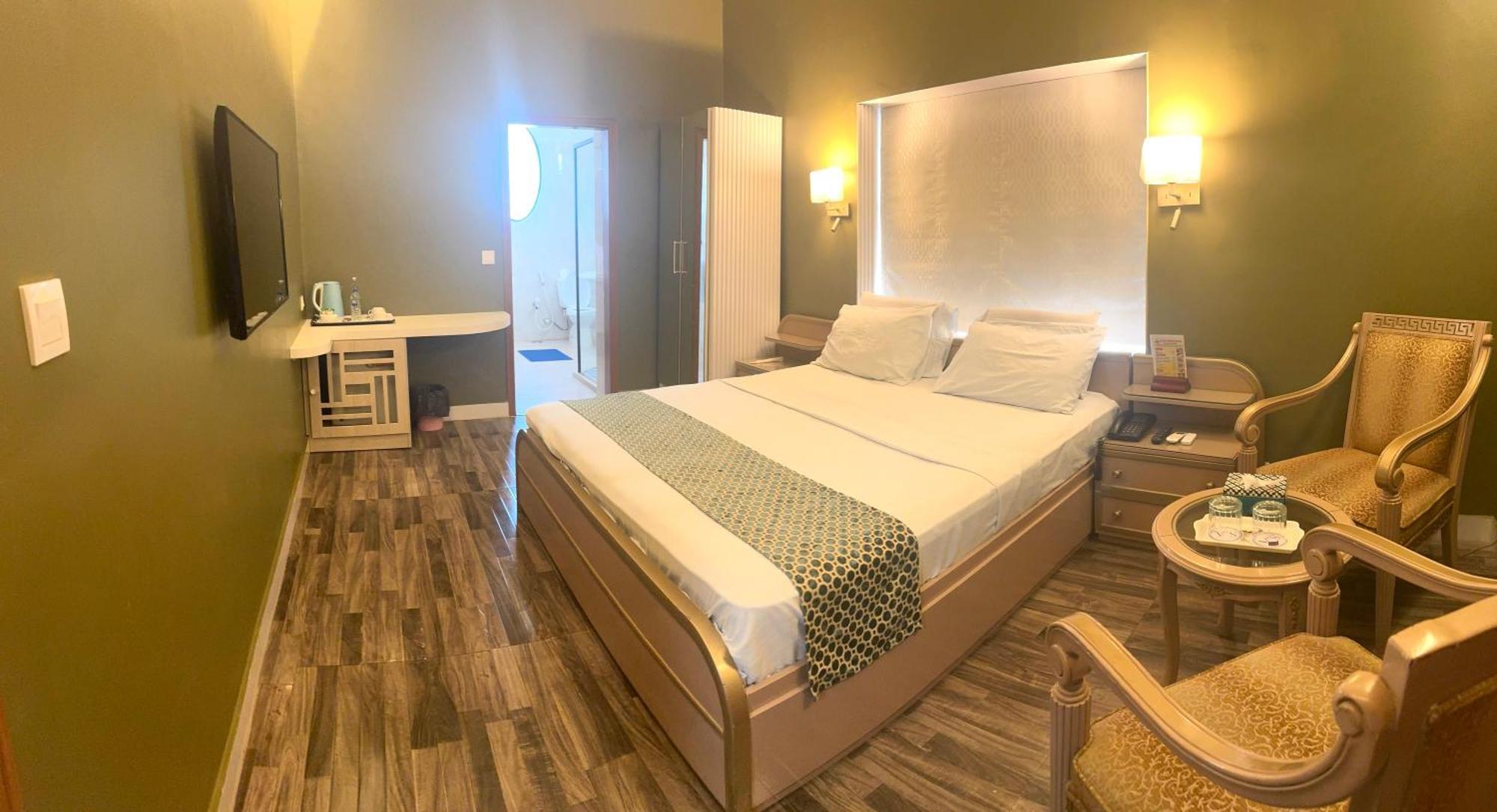 Star Guest House Karacsi Kültér fotó
